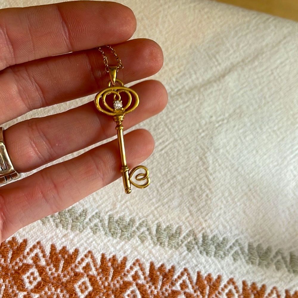 Vintage heart key pendant necklace w/chain